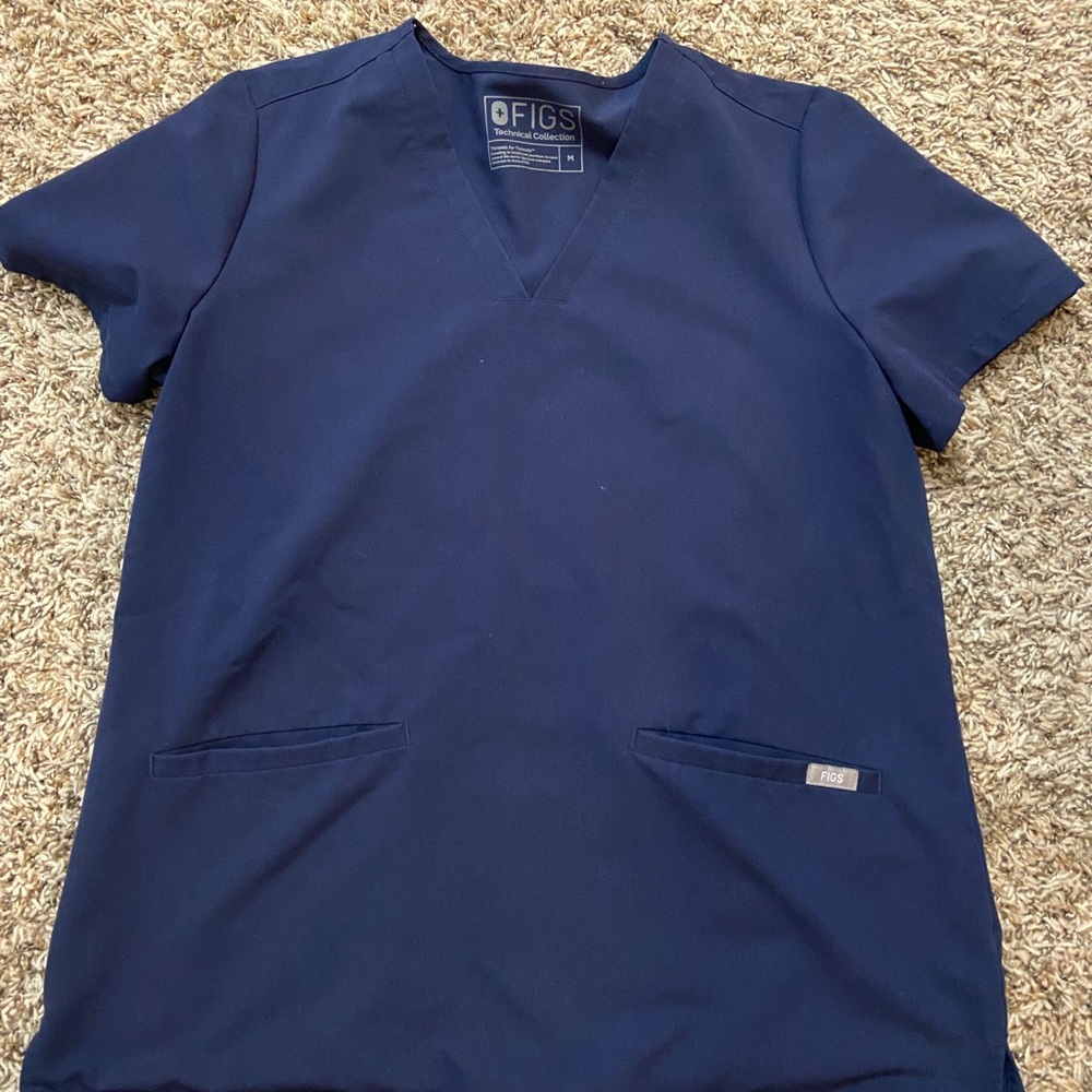Figs scrub top. Navy blue. Medium